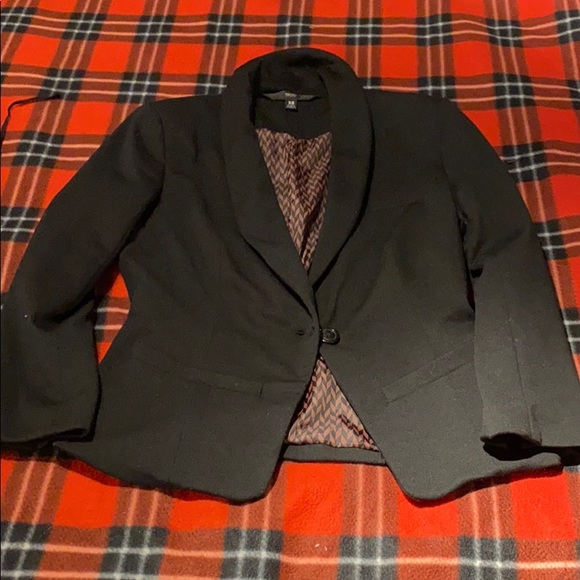 Black blazer - Picture 7 of 9